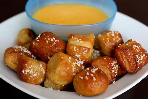 Homemade Soft Pretzel Bites Recipe on twopeasandtheirpod.com These pretzel bites are fun and easy to make at home! Soft Pretzel Bites Recipe