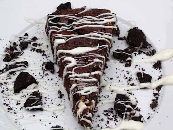 Oreo Brownies with White Chocolate Recipe on twopeasandtheirpod.com These easy brownies are a great dessert for celebrations or any day! Oreo Brownies Recipe