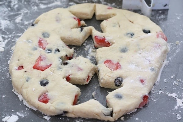 red-white-and-blue-scones1