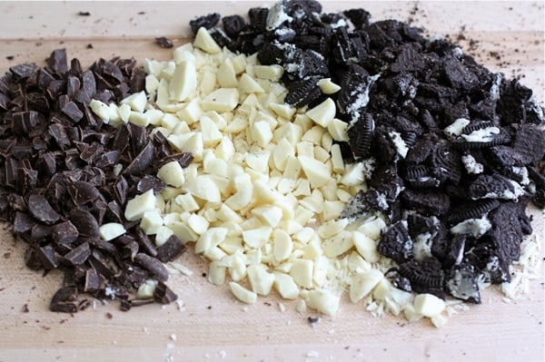 triple-chocolate-Oreo-chunk-cookies2