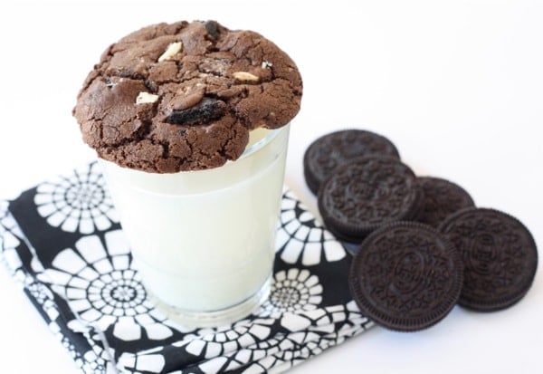 triple-chocolate-Oreo-crunch-cookies4