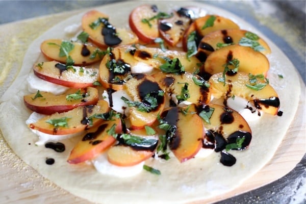 peach-basil-pizza5
