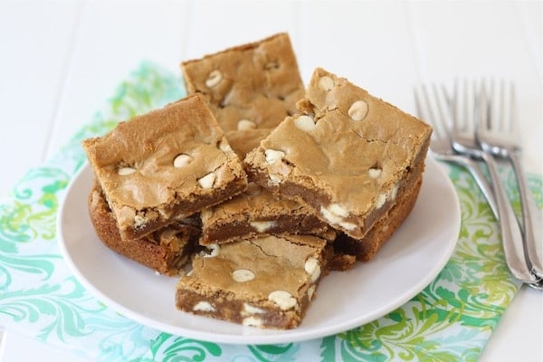 biscoff-white-chocolate-blondies2