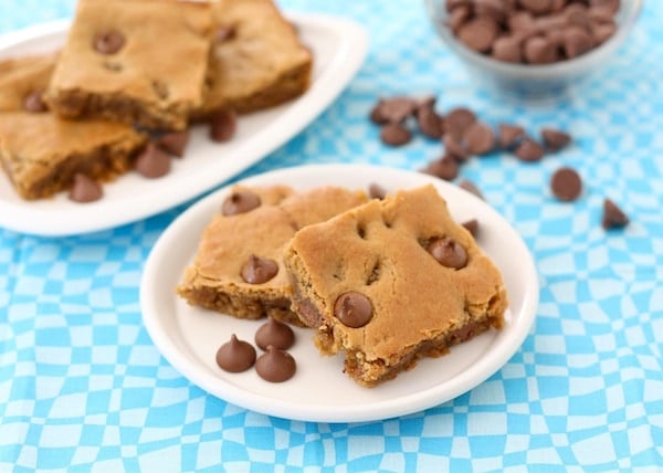 peanut-butter-chocolate-chip-blondies3