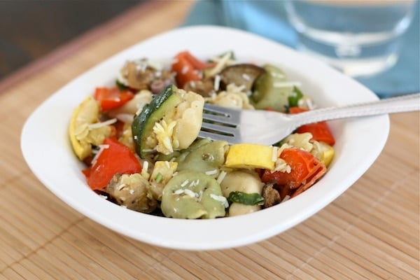 tortellini-salad-with-roasted-vegetabes