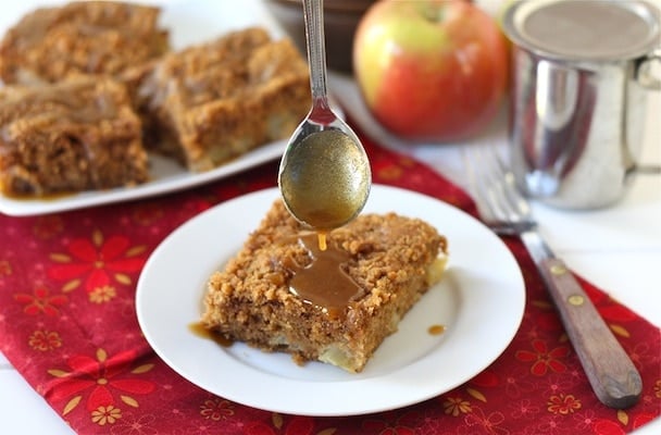 Apple Coffee Crumb Cake with Brown Sugar Glaze Recipe on twopeasandtheirpod.com This cake is SO good! Apple Coffee Crumb Cake with Brown Sugar Glaze Recipe on twopeasandtheirpod.com This cake is SO good!