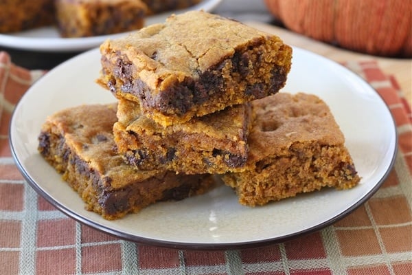 pumpkin-chocolate-chip-bars