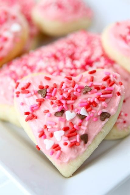 Lofthouse Sugar Cookies are super soft and easy to make at home! #sugarcookies #cookies #ValentinesDay lofthouse sugar cookies with sprinkles