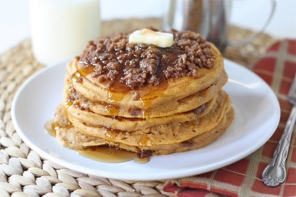pumpkin-cinnamon-streusel-pancakes1