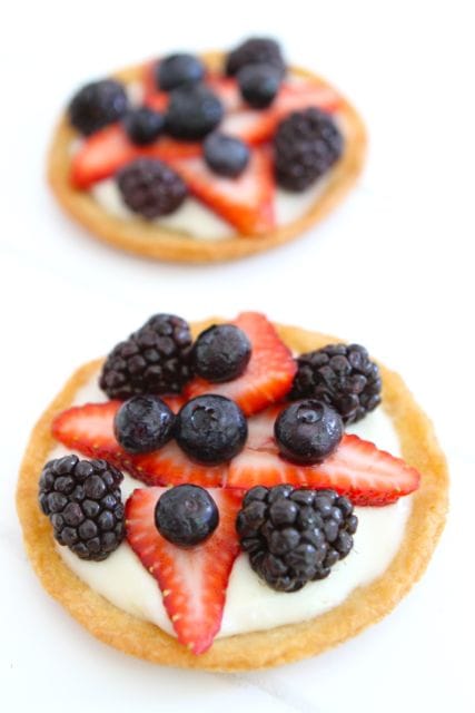 mini-fruit-pizzas4