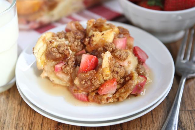 Strawberry Rhubarb Baked French Toast makes a great spring breakfast or brunch treat. Strawberry Rhubarb Baked French Toast close up