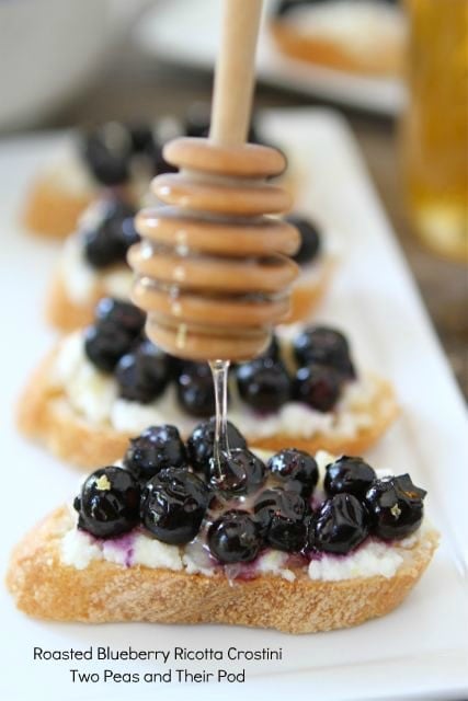 Roasted Blueberry Ricotta Crostini | Two Peas and Their Pod #recipe