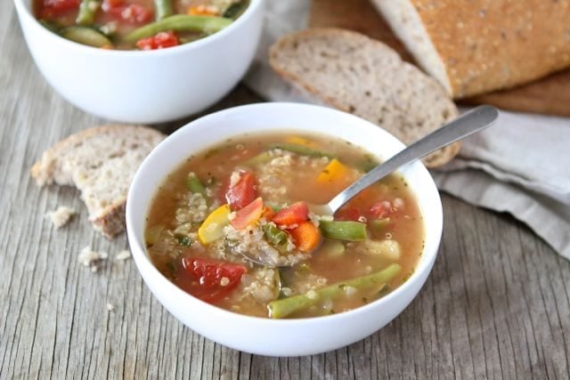 vegetable-quinoa-soup2