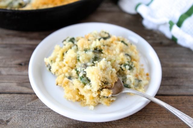 Quinoa Spinach Mac and Cheese | Two Peas and Their Pod | www.twopeasandtheirpod.com