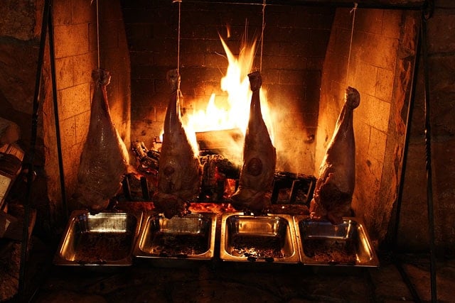 Fireside Dining at Deer Valley on www.twopeasandtheirpod.com Dining-at-Deer-Valley-Resort-6