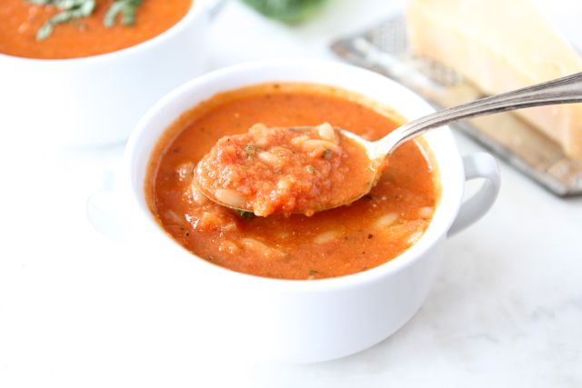 Creamy Tomato Orzo Soup made with Greek Yogurt-recipe from www.twopeasandtheirpod.com Creamy Tomato Orzo Soup made with Greek Yogurt-recipe from www.twopeasandtheirpod.com