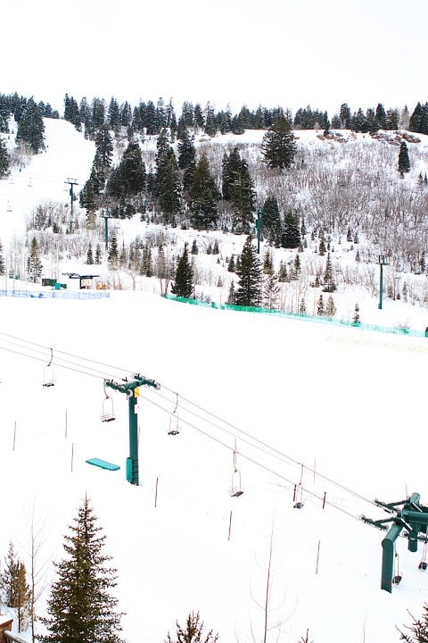 Deer Valley Resort | Ski Trip | www.twopeasandtheirpod.com deer-valley-black-diamond-lodge-2