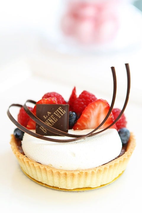 La Bonne Vie Bakery in SLC, Utah on www.twopeasandtheirpod.com La-Bonne-Vie-2