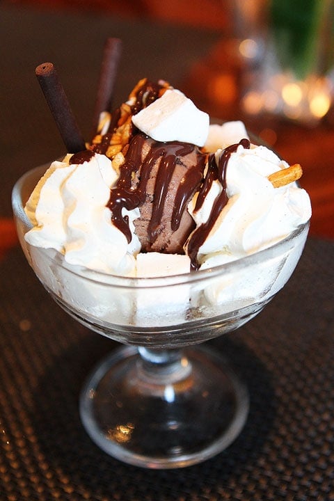 Rocky Rodeo sundae at THE Blvd Restaurant, Beverly Hills, CA on twopeasandtheirpod.com Beverly-Wilshire-Four-Seasons-Hotel-17