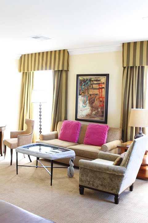 Beverly Wilshire Hotel on twopeasandtheirpod.com Beverly-Wilshire-Four-Seasons-Hotel-2
