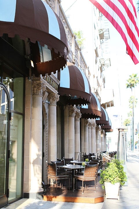 Beverly Wilshire Hotel on twopeasandtheirpod.com The Pretty Woman hotel! Beverly-Wilshire-Hotel-3