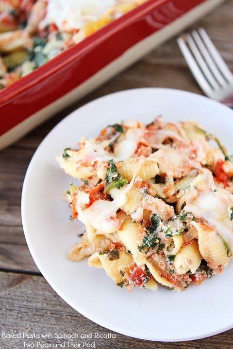 Easy Baked Pasta Recipe on www.twopeasandtheirpod.com Marinara and Ricotta Spinach pasta Shells on dinner plate ready to serve