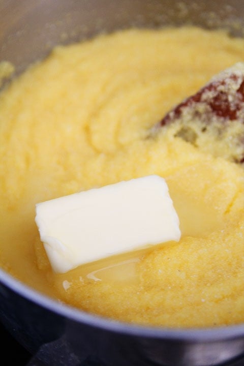 Easy Creamy Polenta Recipe on twopeasandtheirpod.com Easy Creamy Polenta Recipe on twopeasandtheirpod.com