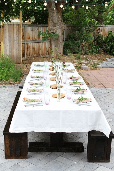 Outdoor Dinner Party on twopeasandtheirpod.com Outdoor Dinner Party on twopeasandtheirpod.com