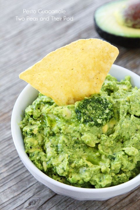 Pesto Guacamole on twopeasandtheirpod.com Love this guacamole recipe! Pesto Guacamole on twopeasandtheirpod.com Love this guacamole recipe!