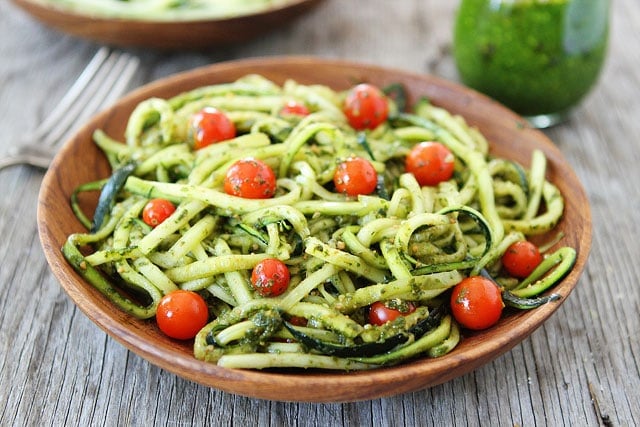 Zucchini Noodles with Pesto Recipe on twopeasandtheirpod.com You only need 15 minutes to make this dish! Zucchini Noodles with Fresh Pesto