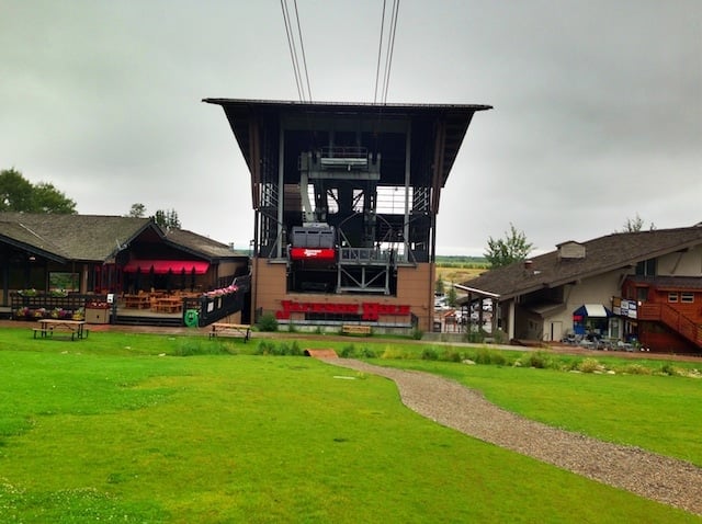 Jackson Hole Tram on twopeasandtheirpod.com Jackson Hole Tram on twopeasandtheirpod.com