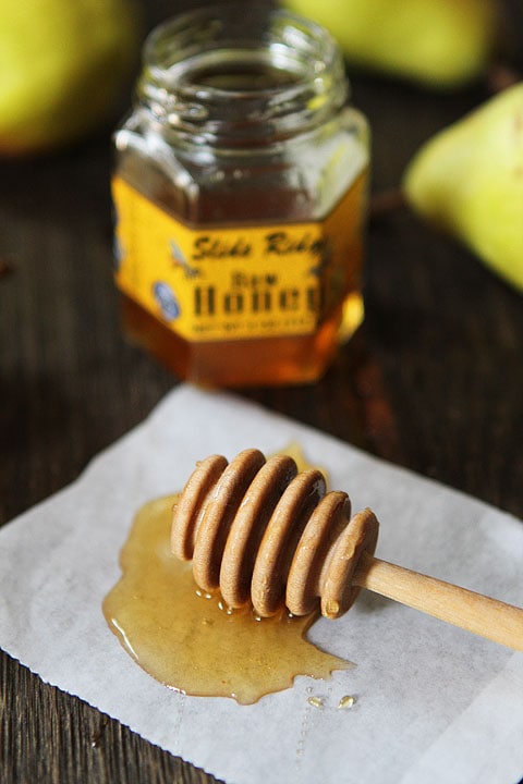 Honey Pear Muffins from twopeasandtheirpod.com #recipe Honey Pear Muffins from twopeasandtheirpod.com #recipe