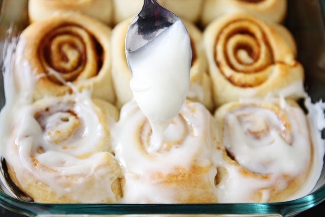 Recipe for Easy Mini Pumpkin Cinnamon Rolls on twopeasandtheirpod.com #recipe Recipe for Easy Mini Pumpkin Cinnamon Rolls on twopeasandtheirpod.com #recipe