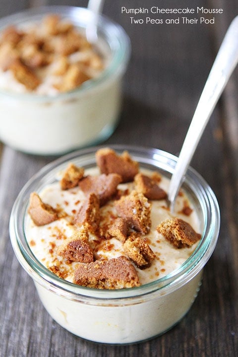 Pumpkin Cheesecake Mousse Recipe on twopeasandtheirpod.com Serve in glass jars or cups for a fun and delicious dessert! Pumpkin Cheesecake Mousse Recipe on twopeasandtheirpod.com Serve in glass jars or cups for a fun and delicious dessert!