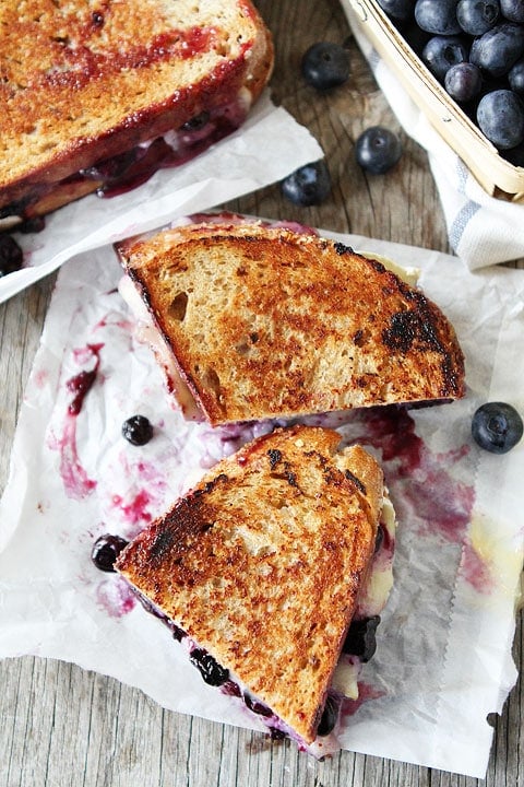 Blueberry, Brie and Lemon Curd Grilled Cheese Recipe on twopeasandtheirpod.com Blueberry, Brie and Lemon Curd Grilled Cheese Recipe on twopeasandtheirpod.com LOVE this grilled cheese!