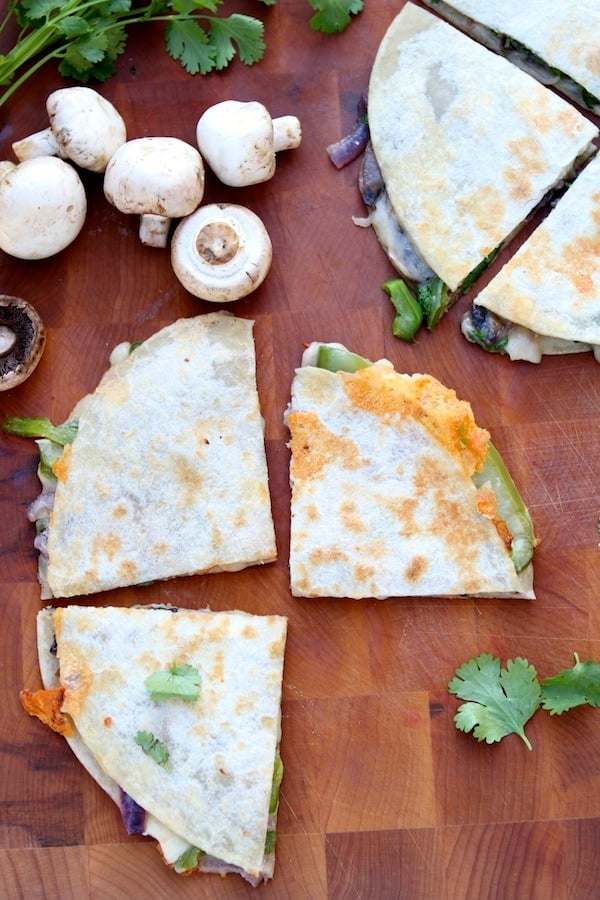 Fajita Quesadilla Recipe Fajita Quesadilla Recipe on twopeasandtheirpod.com Love this easy and healthy meal!