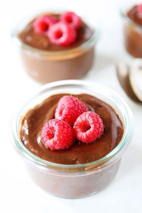 Chocolate Avocado Pudding Recipe Chocolate Avocado Pudding Recipe on twopeasandtheirpod.com Vegan, Gluten-Free and SO decadent!