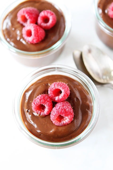 Healthy Chocolate Avocado Pudding Recipe Chocolate Avocado Pudding Recipe on twopeasandtheirpod.com Love this healthy, rich, and creamy pudding!