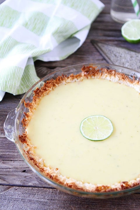Key Lime Pie with Coconut Macaroon Crust Recipe Key Lime Pie with Coconut Macaroon Crust Recipe on twopeasandtheirpod.com. I love the coconut macaroon crust! A fantastic key lime pie recipe!