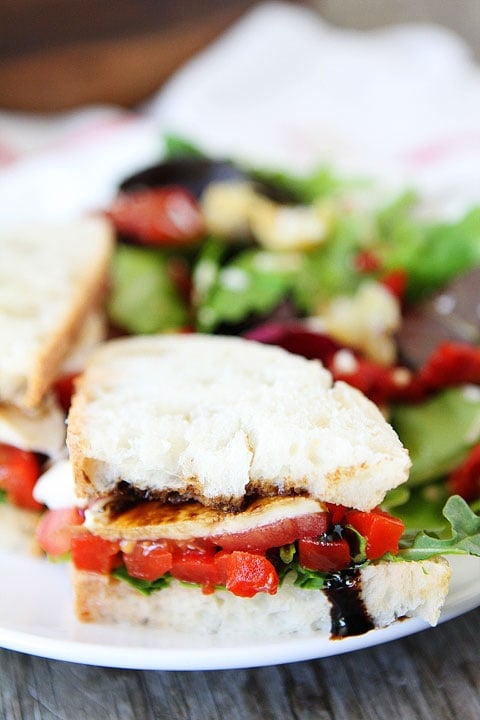 Roasted Red Pepper, Arugula, and Mozzarella Sandwich Recipe Roasted Red Pepper, Arugula, and Mozzarella Sandwich on plate
