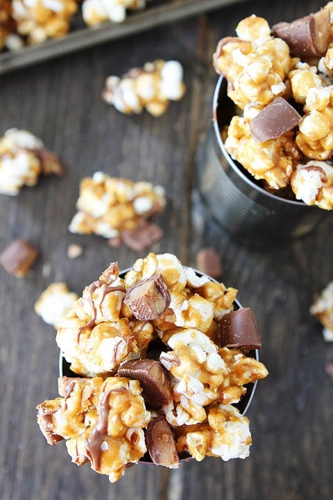 Butter Toffee Heath Popcorn Recipe on twopeasandtheirpod.com This sweet popcorn snack is great for snacking or gift giving! Butter Toffee Heath Popcorn Recipe on twopeasandtheirpod.com