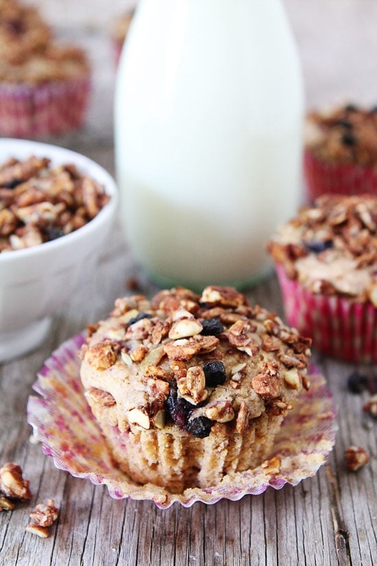 Mixed Berry Granola Muffins Recipe Mixed Berry Granola Muffins Recipe on twopeasandtheirpod.com Love this easy and healthy muffin recipe! #backtoschool