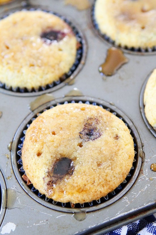 Blueberry Pancake Muffins on twopeasandtheirpod.com Love these easy muffins and they taste JUST like blueberry pancakes! Blueberry Pancake Muffins on twopeasandtheirpod.com