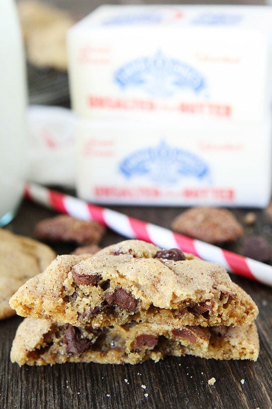 Candied Pecan Chocolate Chip Cookies Recipe on twopeasandtheirpod.com Soft and chewy chocolate chip cookies with candied pecans! SO good! #cookies Candied Pecan Chocolate Chip Cookies Recipe on twopeasandtheirpod.com