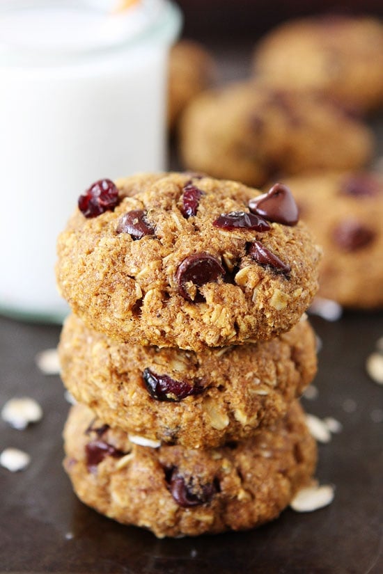 Vegan Pumpkin Breakfast Cookies on twopeasandtheirpod.com Healthy cookies that are great for breakfast, snack time, or dessert! #cookies Vegan Pumpkin Breakfast Cookies on twopeasandtheirpod.com
