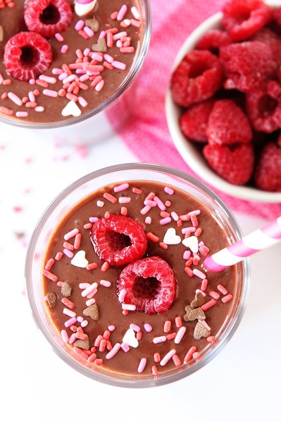 Chocolate Raspberry Smoothie Recipe on twopeasandtheirpod.com This smoothie is healthy enough for breakfast and good enough for dessert! Chocolate Raspberry Smoothie Recipe
