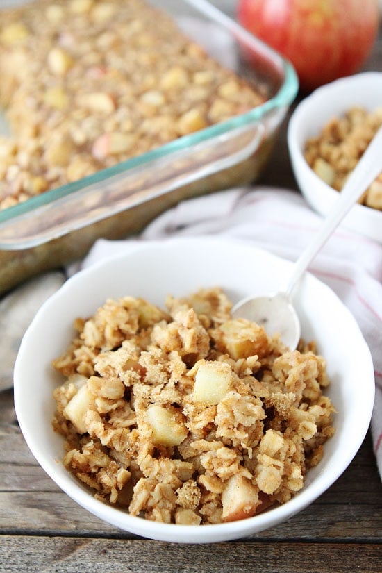 Baked Peanut Butter Apple Oatmeal Recipe on twopeasandtheirpod.com I LOVE this healthy baked oatmeal! The peanut butter and apple combo is amazing! Baked Peanut Butter Apple Oatmeal Recipe