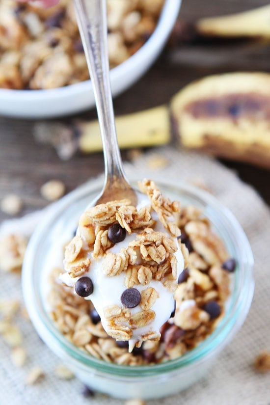 Banana Granola Recipe on twopeasandtheirpod.com This granola is super easy to make and tastes just like banana bread! Banana Granola Recipe