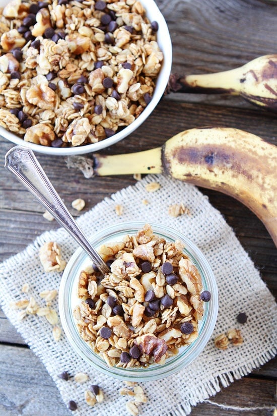 Banana Granola Recipe on twopeasandtheirpod.com This easy granola tastes just like banana bread! Stir in chocolate chips for a special treat! Banana Granola Recipe