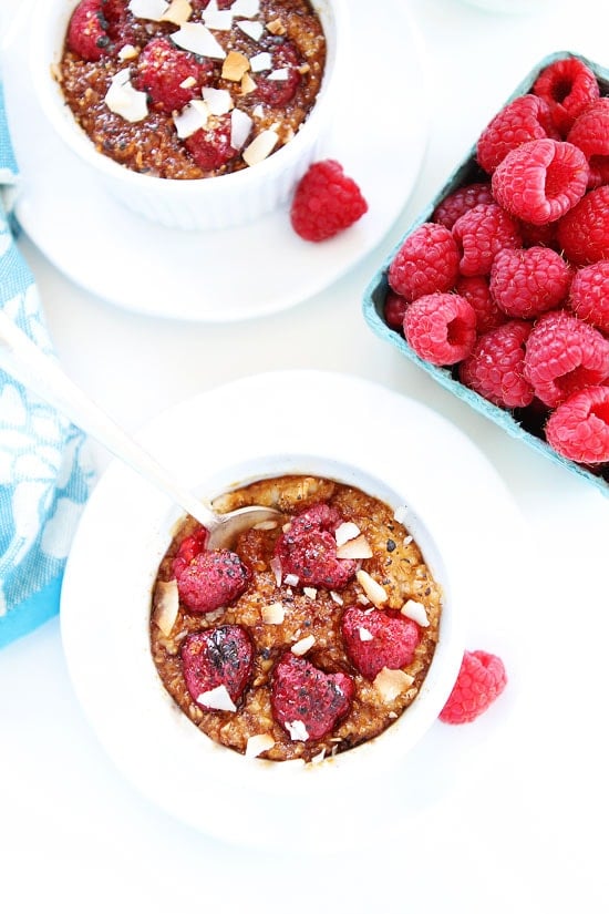 Raspberry Coconut Crème Brûlée Oatmeal Recipe on twopeasandtheirpod.com Easy to make and fun to serve for breakfast or brunch! Raspberry Coconut Crème Brûlée Oatmeal Recipe